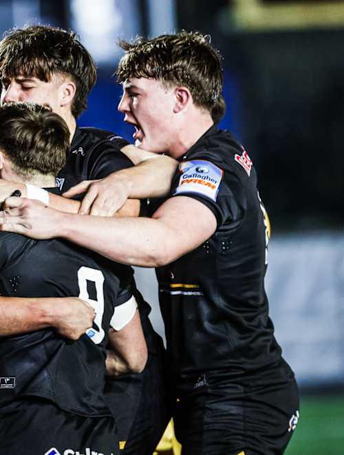 Newcastle Red Bulls U18s celebrate try against Northampton Saints