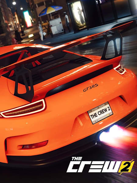 A Porsche 911 GT3RS chases down a Nissan GTR