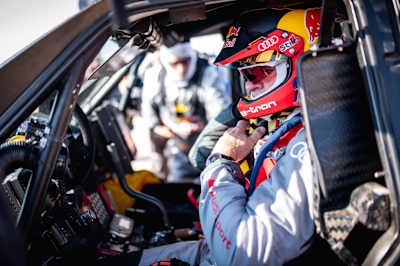 Carlos Sainz (SPA), Audi Sport, at the start of stage 4 of the 2022 Dakar Rally from Al Qaisumah to Riad, Saudi Arabia, January 5, 2022. 