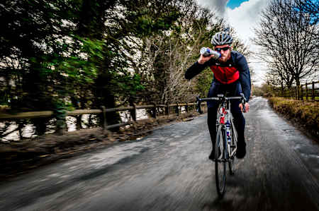 Gordon Benson bei einer Trainingsrunde in der Nähe von Leeds, England, am 26. Februar 2015.