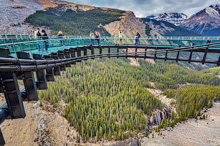 Стеклянный мост в Национальном Парке Джаспер