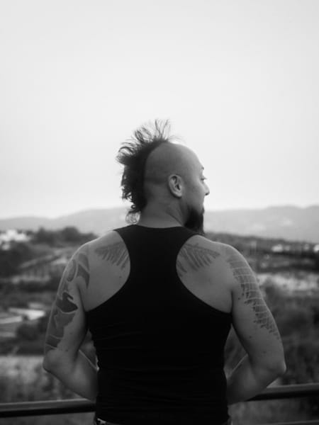 Hayko Cepkin 4 yıldır Kuşadası'nda yaşıyor