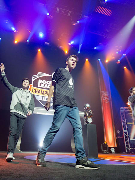 Rizzo, JKnaps and Kronovi powered through to a fourth place finish.