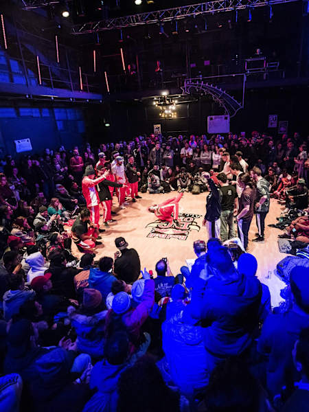 Overview of the exhibition battle between The Red Bull BC One All Stars against the Dream Team France tribute to BeatStreet 1984.
