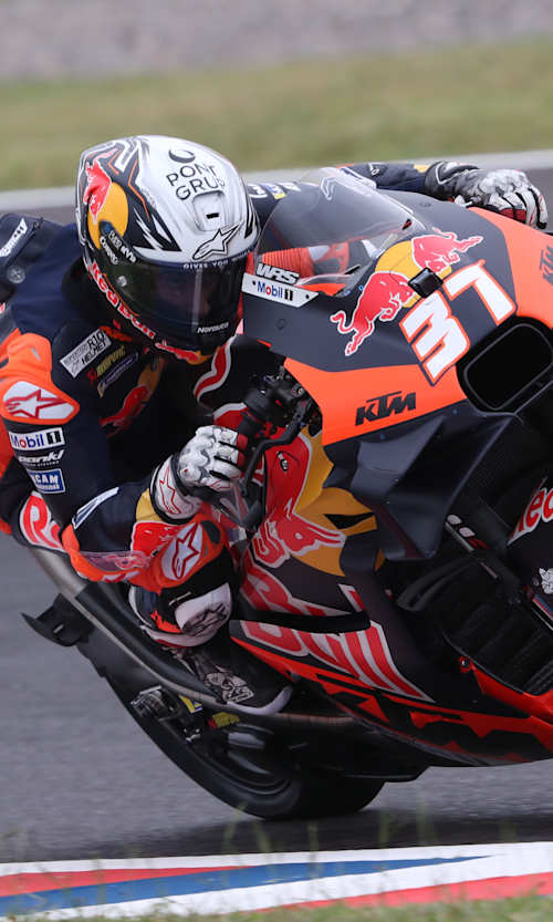 Pedro Acosta en la Parada 02 del Campeonato del Mundo de MotoGP el 14 de marzo de 2025 en Termas De Río Hondo, Argentina. 