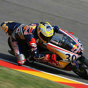 Dylan Mavin racing in Mugello 2009