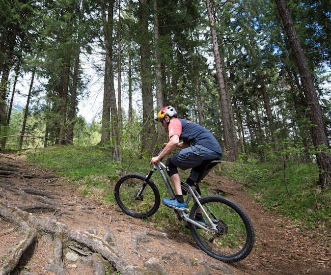 How to climb on a mountain bike Red Bull