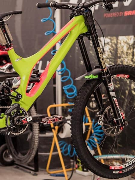 Finn Iles bike check Specialized Demo 8