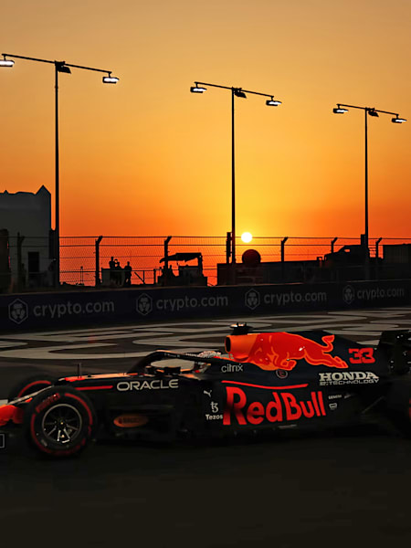 Max Verstappen am Jeddah Corniche Circuit