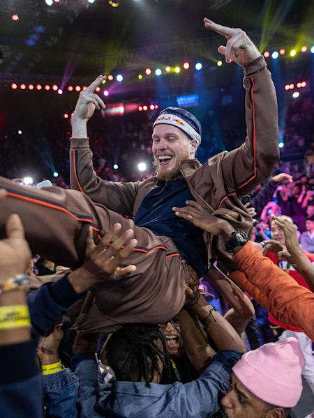 RedBull　palace カラビナ 最安値 Red Bull BC One World Final Tokyo｜イベント情報｜ブレイキン