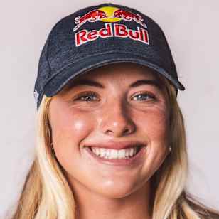 Erin Brooks portrait in Leemore, California.