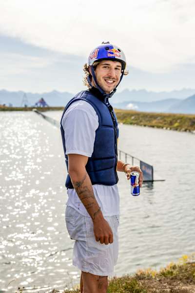 A leghosszabb wakeboardcsúcszás  rekordja – Jamie Huser