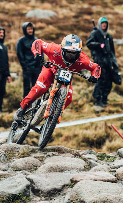 Aaron Gwin: MTB Downhill – Red Bull Athlete Profile