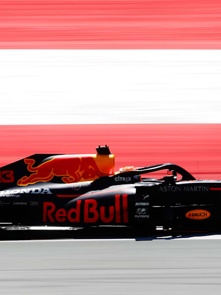 Bolid Red Bull Racing na torze Red Bull ring w Austrii
