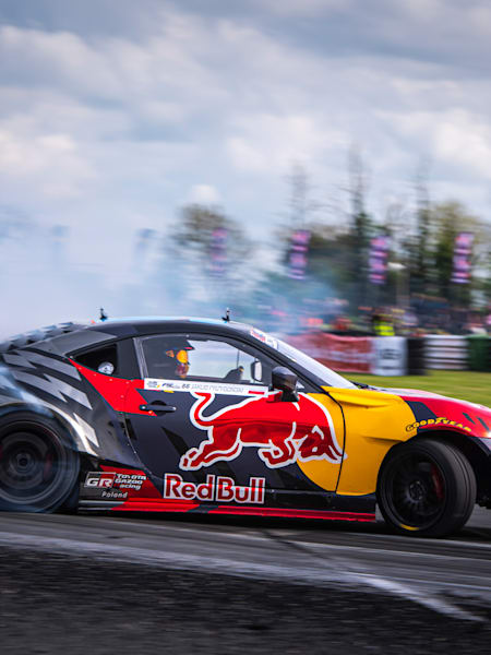 Amateurs and Pros Will Race Sideways on a Special Track 