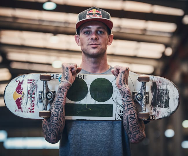 Bxcrxbf8k0zbnm Gracioso divertido tatuajes bart simpson peinados para en iglesia los simpsons dibujos animados personajes de ficcion hilarante. https www redbull com es es 20 ideas tatuaje skate