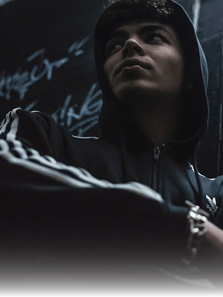 Suivez Zamdane dans son quotidien pendant la conception de son EP dans le podcast Rookie.