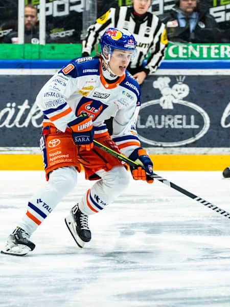 Tapparan Oiva Keskinen valmistautuu Liiga-uransa ensimmäisiin finaaleihin.