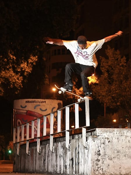 Jonathan Mentex - Fs 180 fakie five-O shot by Pedro Macedo