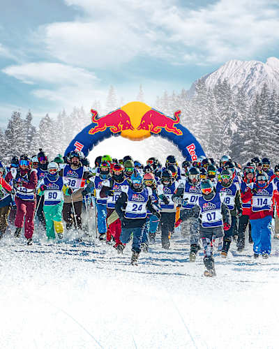 Smučarsko in bordersko tekmovanje s skupinskim štartom.