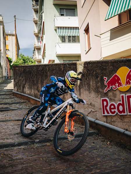 Roger Veira takes on a steep urban descent during Red Bull Genova Cerro Abajo in Genoa, Italy. 