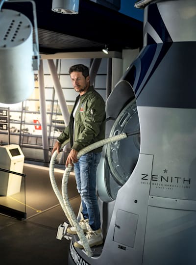 Uncovered: The Astounding Fortune Of Felix Baumgartner (So Reich War Red Bull Star – Enthüllt!) - wrx339l