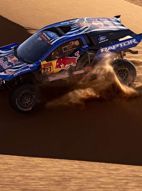 Nani Roma y Alex Haro durante la etapa 9 del Dakar 2026 el 13 de enero de 2026 entre Wadi ad-Dawasir y el refugio Bivouac, Arabia Saudita.