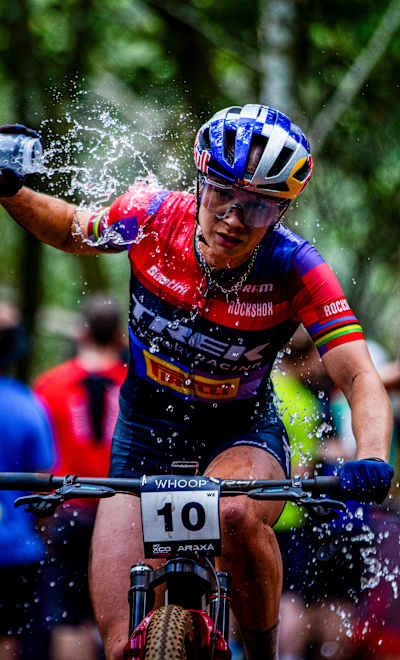 Evie Richards performs at UCI XCO World Cup in Araxa, Brazil on April 12, 2025.