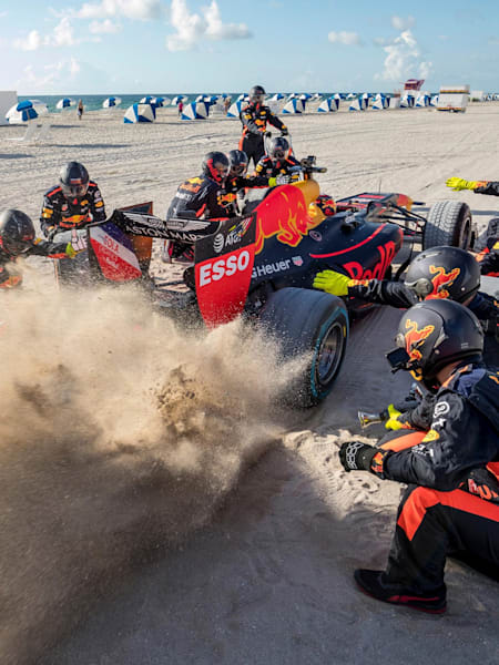 Red Bull Racing - Road Trip USA