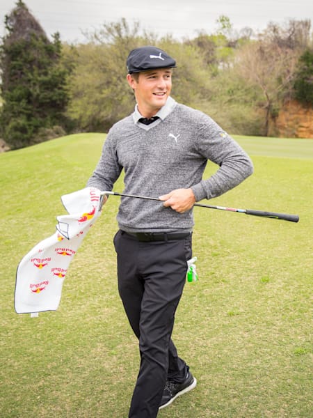 DeChambeau plays 18 holes with only a 7-iron DeChambeau plays 18 holes with only a 7-iron