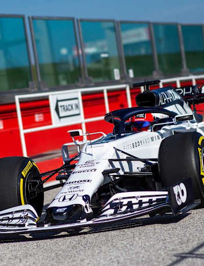 スクーデリア アルファタウリat01 F1ファンが選ぶ年ベストカラーリングに選出 レッドブル