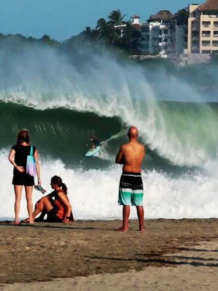 The Californian takes center stage at Puerto Escondido.