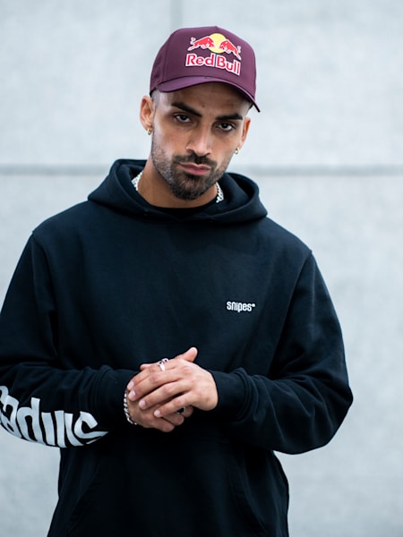 A portrait of Majid.