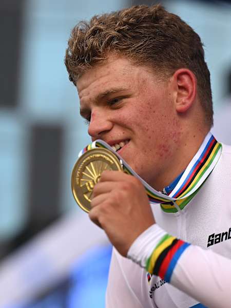 Michiel Mouris is the new junior time trial world champion