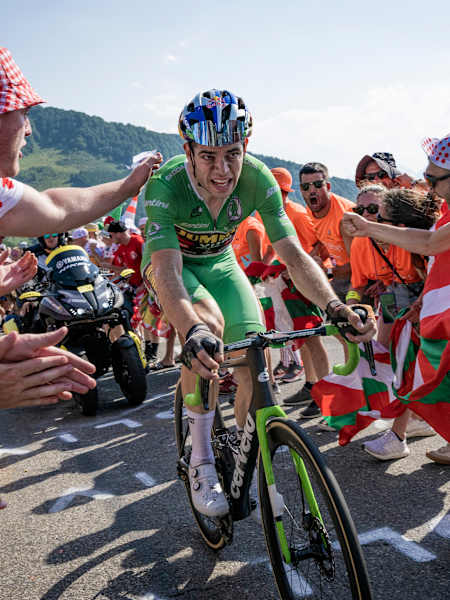 Wout van Aert porte le maillot vert lors du Tour de France.