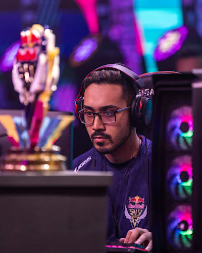 Tadalol no Red Bull Solo Q 2023