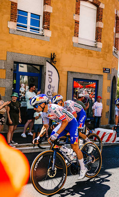 Florian Lipowitz, Primoz Roglic, Laurence Pithie, Mick Van Dijke and Aleksandr Vlasov photographed during Stage 8 of the Tour de France on July 12, 2025.