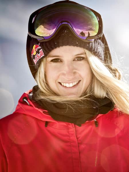 Anna Gasser: Watch her First Chair ++video interview++