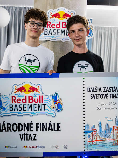 Účastníci súťaže Red Bull Basement na národnom finále pre rok 2026 v coworkingu The Spot, 11. máj 2026, Bratislava.