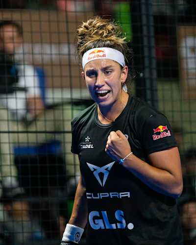 Bea González performs at Asuncion Premier Padel P2 in Asuncion, Paraguay on May 19, 2024. 