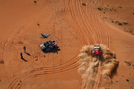 Sébastien Loeb and Fabian Lurquin on their Prodrive BRX Hunter T1+ of the Bahrain Raid Xtreme during the Stage 6 «&nbsp;48 Hours Chrono&nbsp;» of the Dakar 2024 from January 11 to 12, 2024, Saudi Arabia.