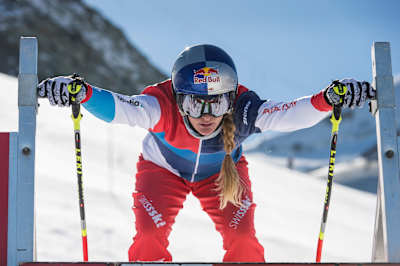 Fanny Smith während Training in Saas-Fee (Schweiz)