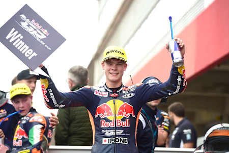 Collin Veijer is the happy winner of Race 2 in Portugal 2022