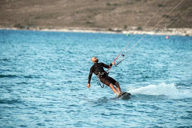 Kitesurf Nedir Turkiye De Kitesurf Yapilacak Yerler
