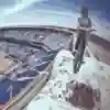 Ο Tyler Fernengel σε barspin πάνω στη στέγη