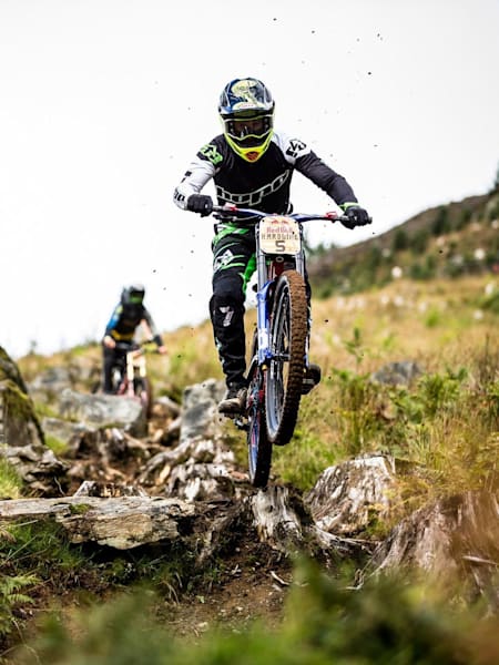 Adam Brayton en el Red Bull Hardline 2018
