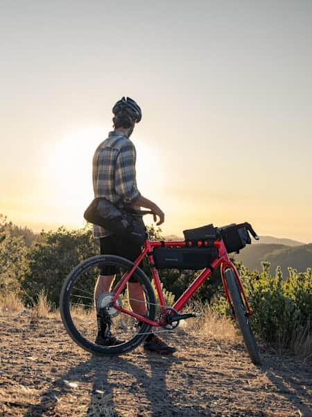 Le gravel : un vélo pour voyager partout