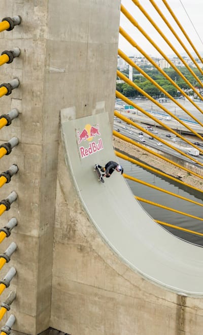 Sandro Dias na Ponte Estaiadinha, em São Paulo