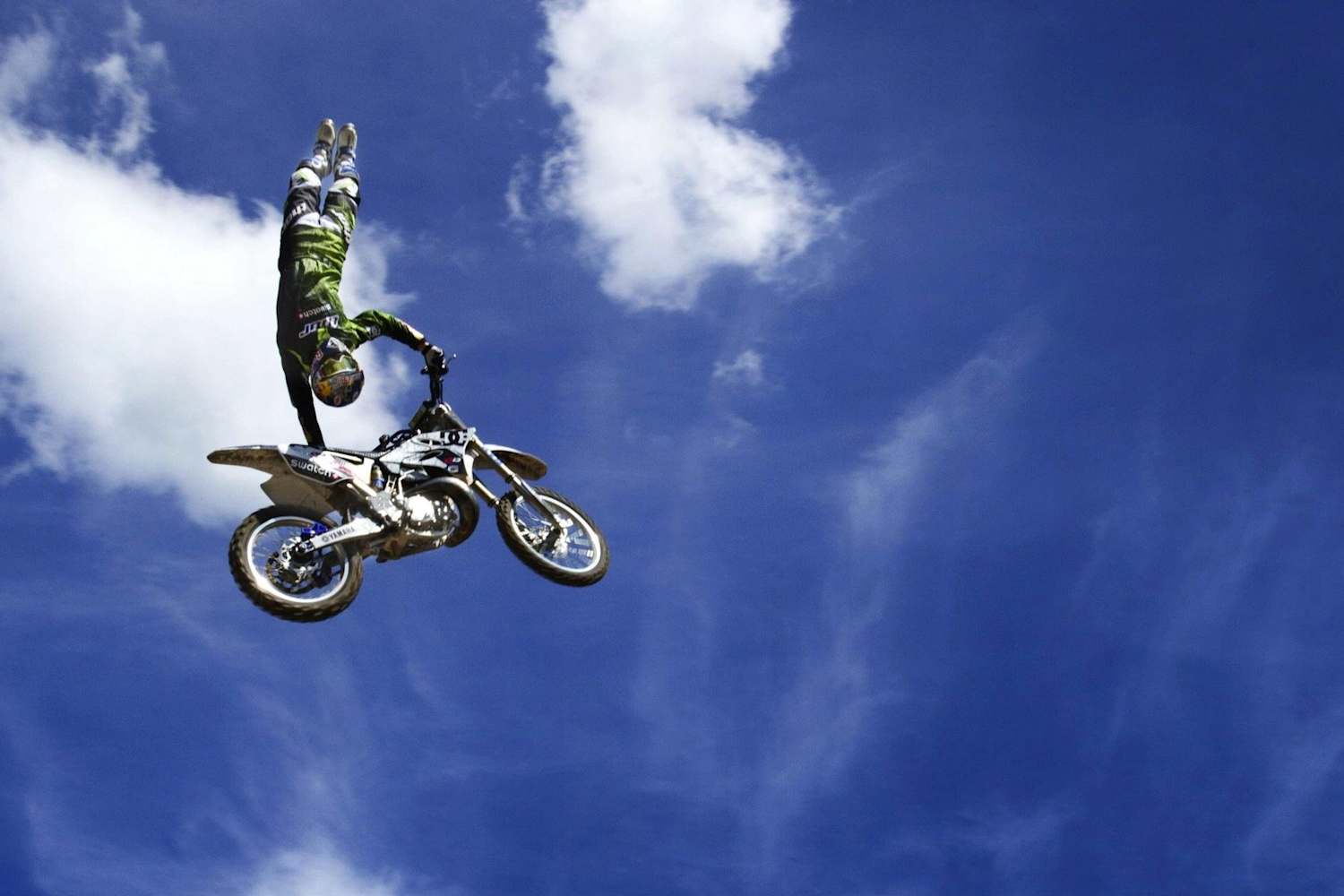 7 Einfache Schritte Wie Man Als Stuntman berlebt 7-einfache-schritte-wie-man-als-stuntman-berlebt