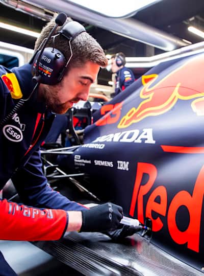 潤滑油とは F1マシンを走らせるもうひとつの液体を理解する